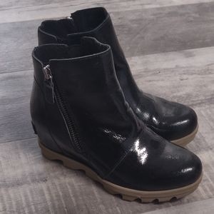 Girls Youth Size 5 Joan of Arctic II Wedge Boots Booties Black/Glitter